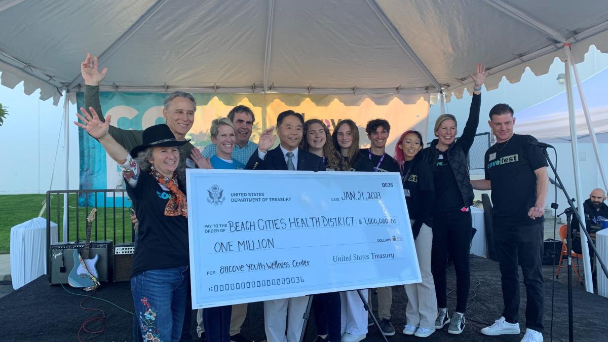 Rep. Lieu presents check to BCHD