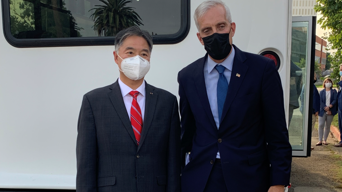 Rep Lieu and VA Secretary