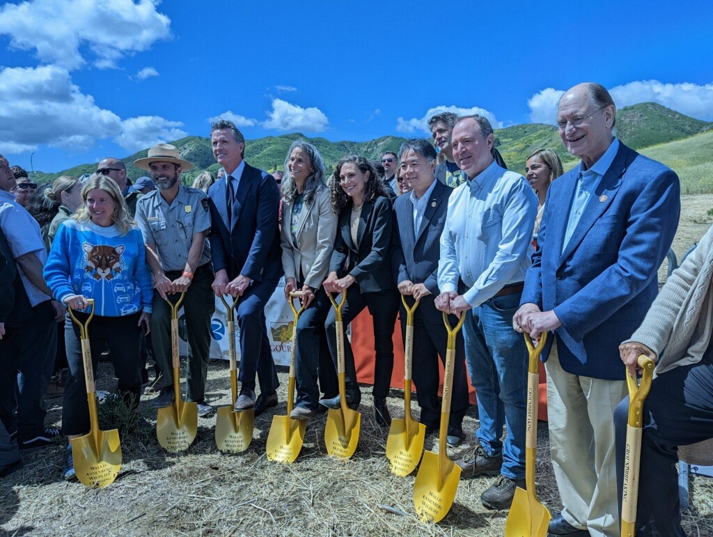 Congressman Lieu with several California lawmakers, including Governor Newsom, holding shovels and smiling at groundbreaking ceremony